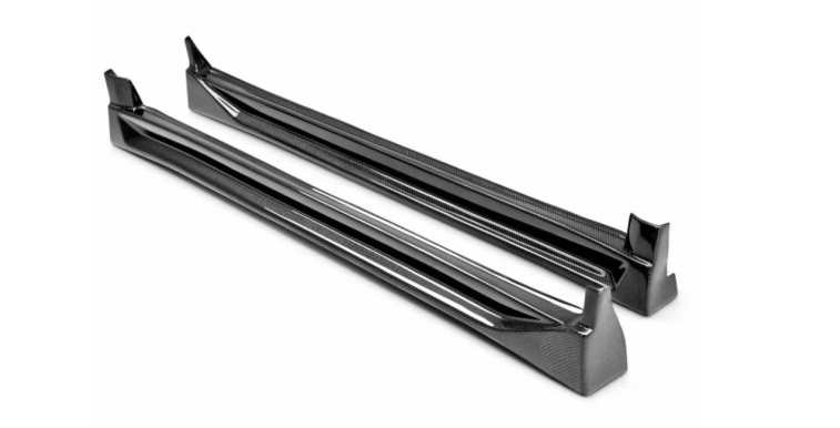 Seibon CW-Style Carbon Fiber Side Skirts Subaru Impreza 2004-2005